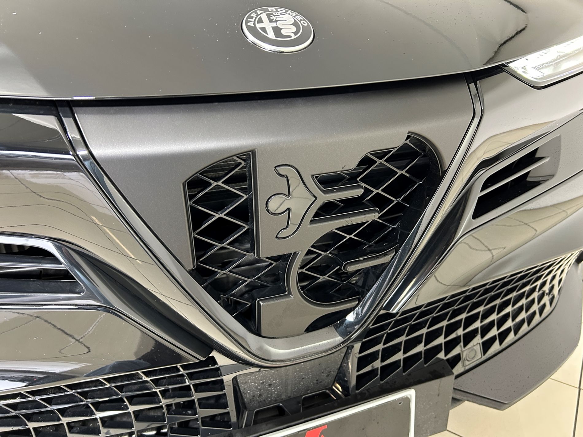 Junior 1.2 ibrida Speciale - Autoviemme